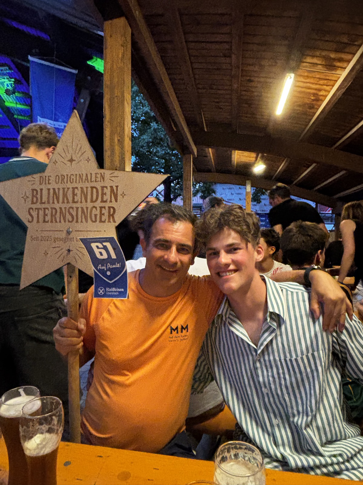 Blinkende Sternsinger an der Bar beim Mythos Morktplotz 2026